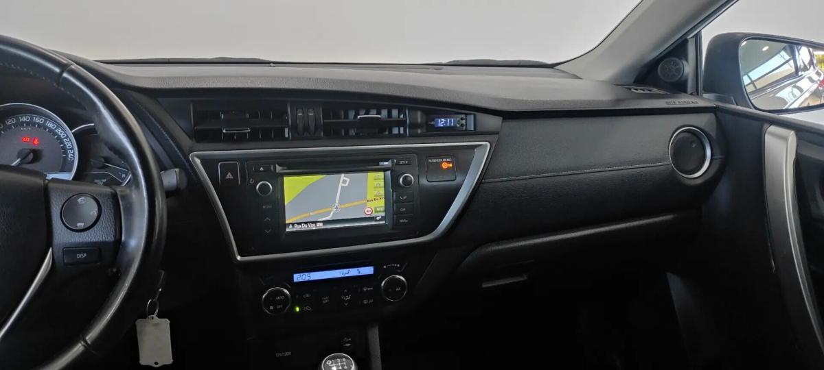toyota-auris-touring-sports-2014-diesel-1364cc