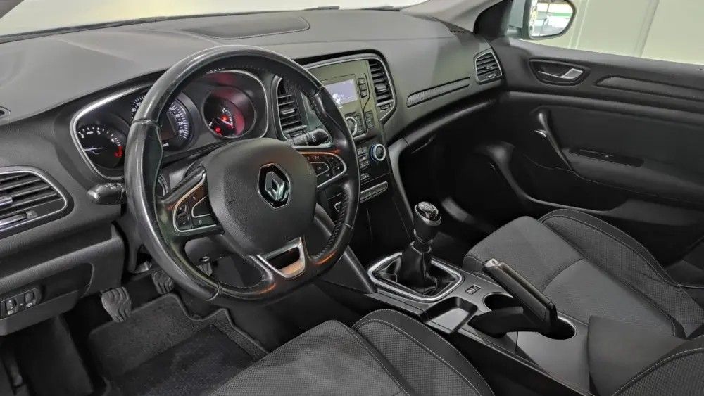 renault-megane-2020-diesel-1461cc