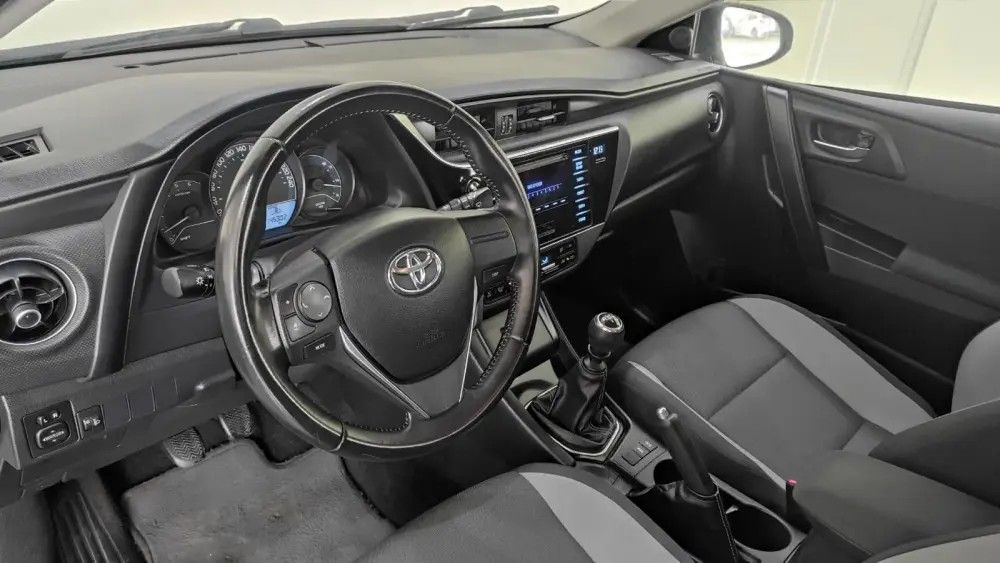 toyota-auris-2016-diesel-1364cc