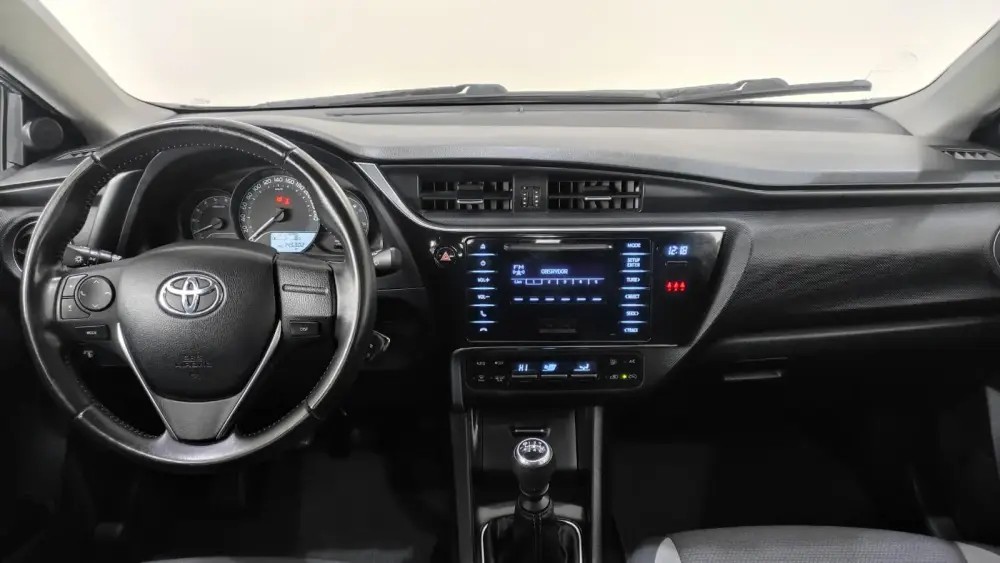 toyota-auris-2016-diesel-1364cc