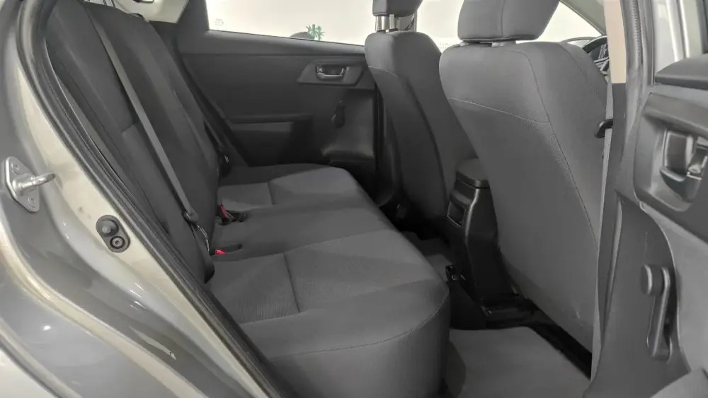 toyota-auris-2016-diesel-1364cc