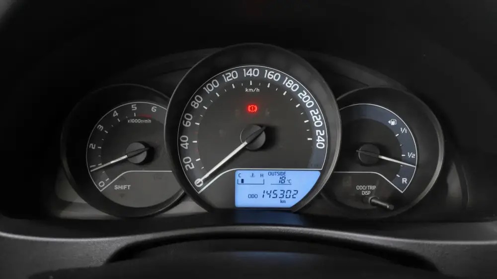 toyota-auris-2016-diesel-1364cc