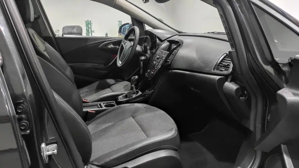opel-astra-sport-tourer-2016-diesel-1598cc