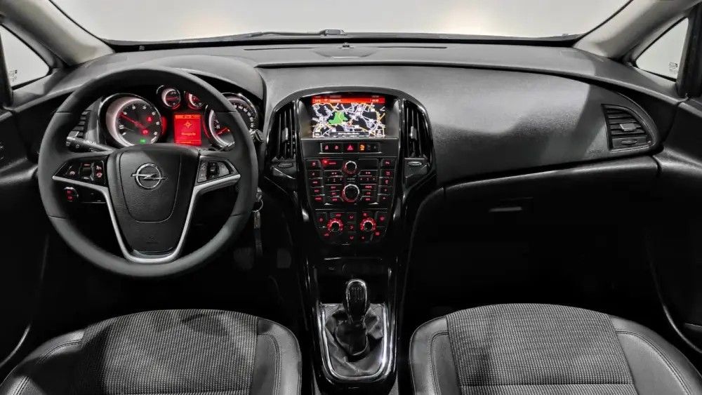 opel-astra-sport-tourer-2016-diesel-1598cc