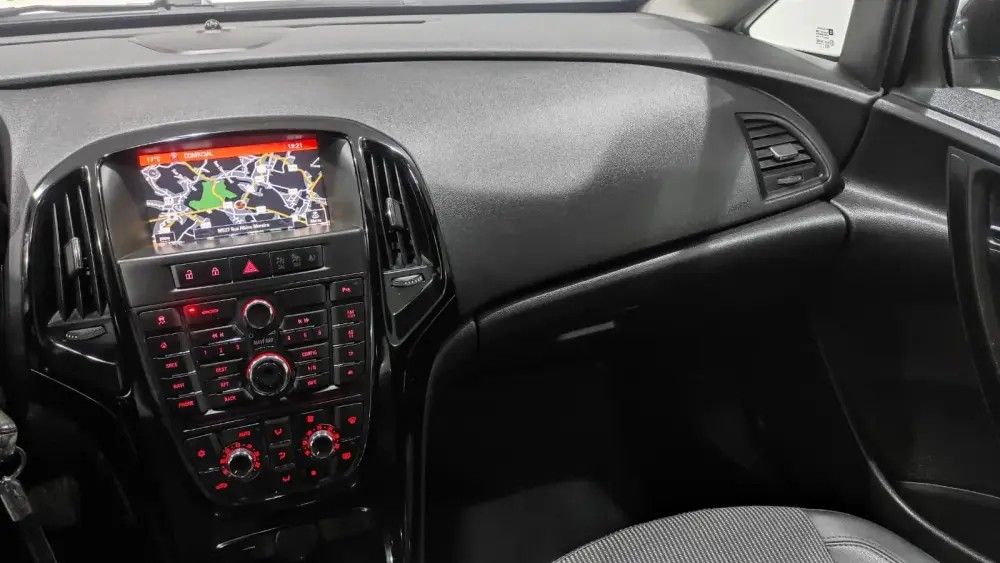 opel-astra-sport-tourer-2016-diesel-1598cc
