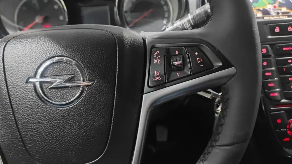 opel-astra-sport-tourer-2016-diesel-1598cc