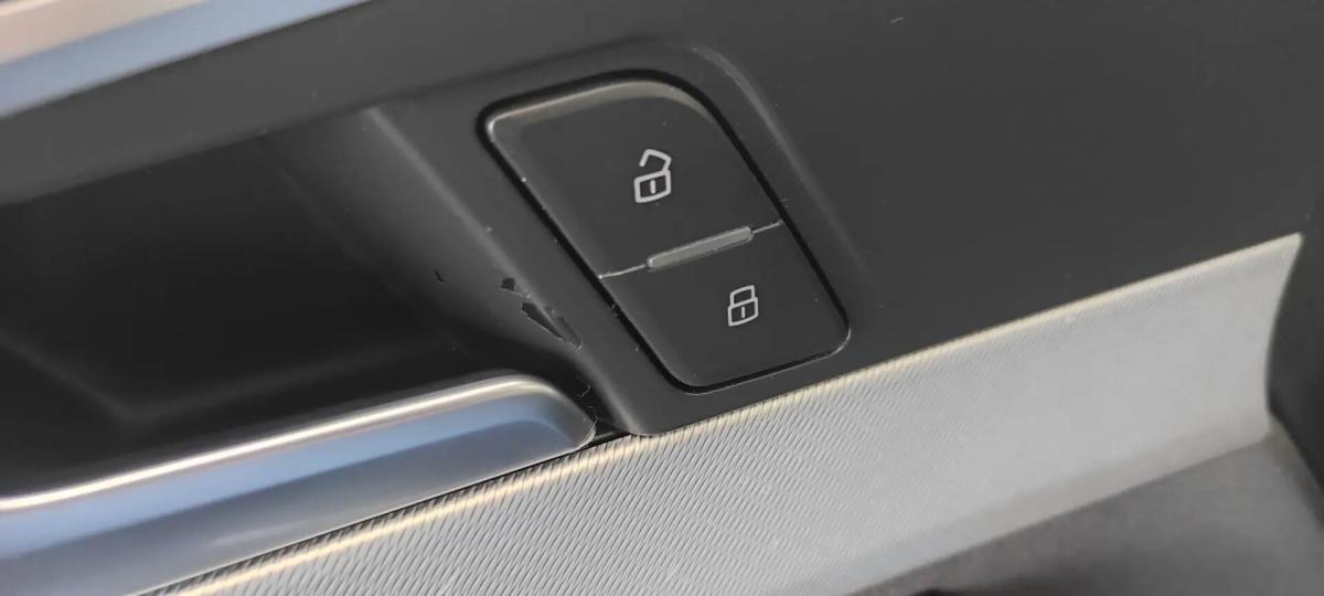 audi-a4-avant-2017-diesel-1968cc