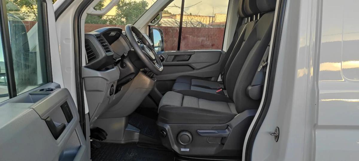 volkswagen-crafter-2022-diesel-1968cc