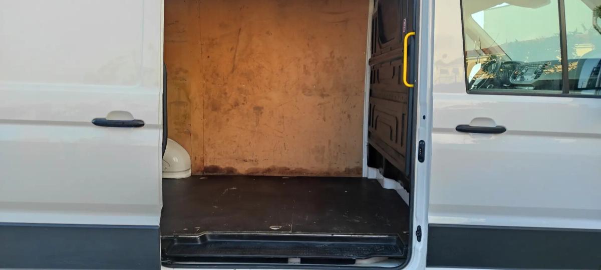 volkswagen-crafter-2022-diesel-1968cc