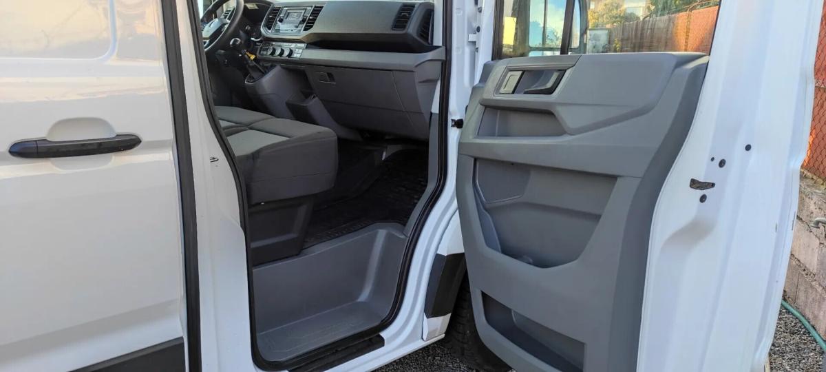 volkswagen-crafter-2022-diesel-1968cc