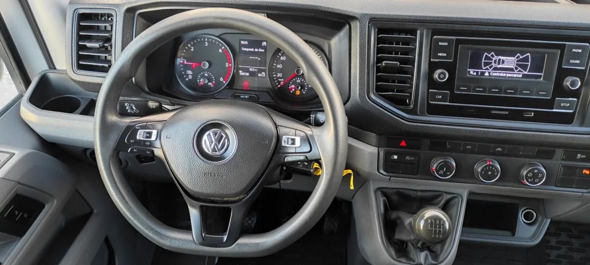 volkswagen-crafter-2022-diesel-1968cc