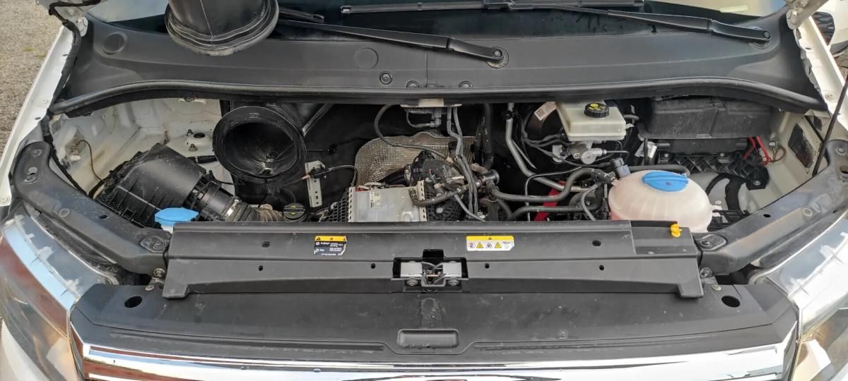 volkswagen-crafter-2022-diesel-1968cc