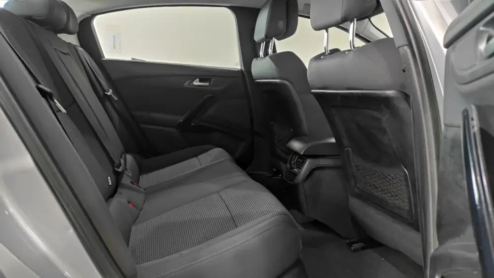 peugeot-508-2012-diesel-1560cc