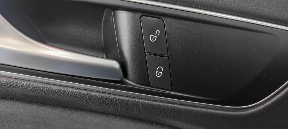 mercedes-benz-cla-180-2015-diesel-1461cc