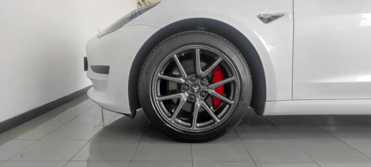 tesla-model-3-2020-eletrico-0cc
