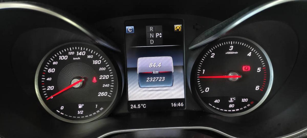 mercedes-benz-classe-c-c-220-cdi-blueefficiency-2015-diesel-2143cc