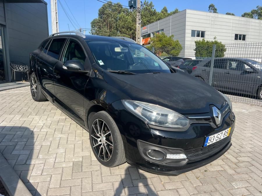 renault-megane-sport-tourer-2014-diesel-1461cc
