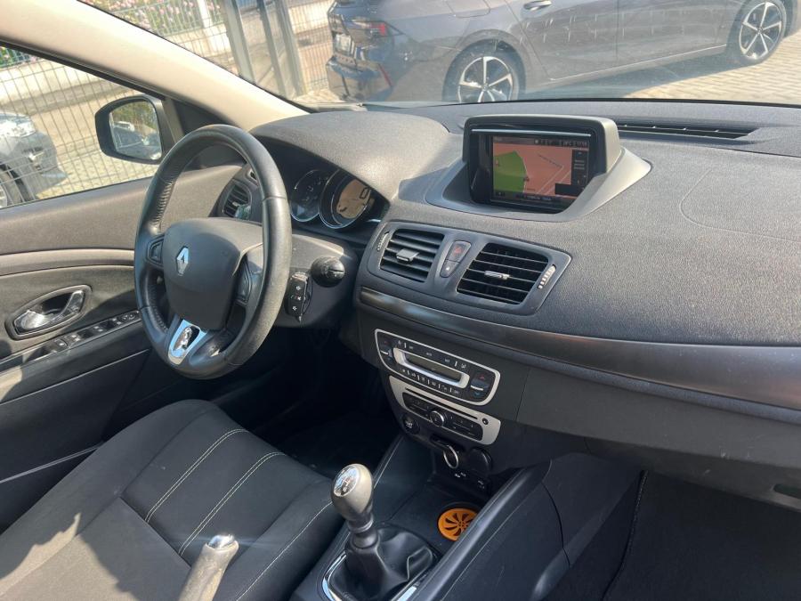 renault-megane-sport-tourer-2014-diesel-1461cc