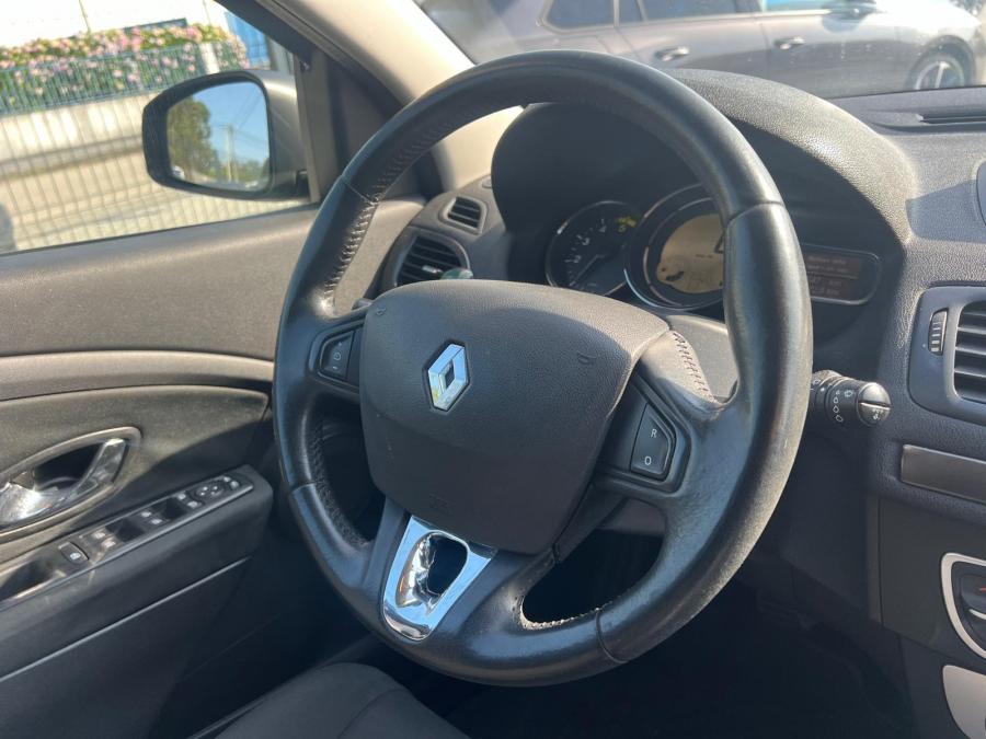 renault-megane-sport-tourer-2014-diesel-1461cc