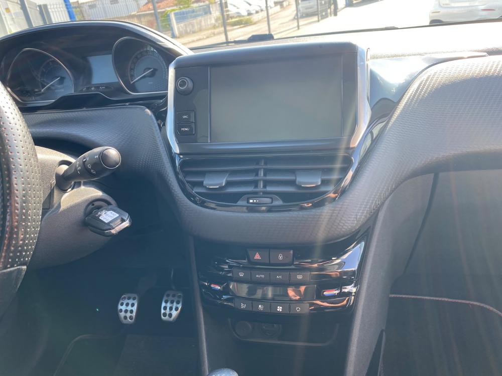 peugeot-2008-2017-gasolina-1199cc
