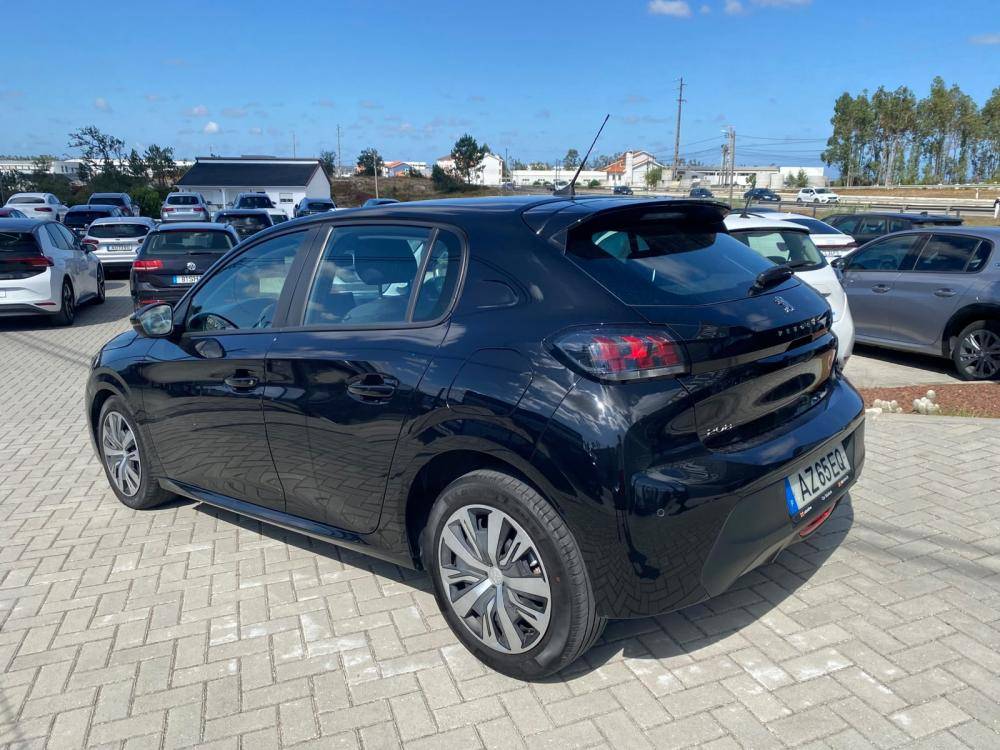 peugeot-208-2023-diesel-1499cc