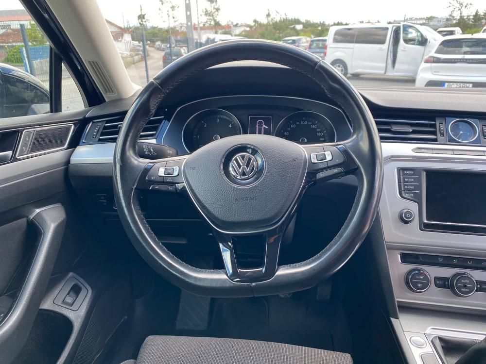 volkswagen-passat-variant-2016-diesel-1598cc