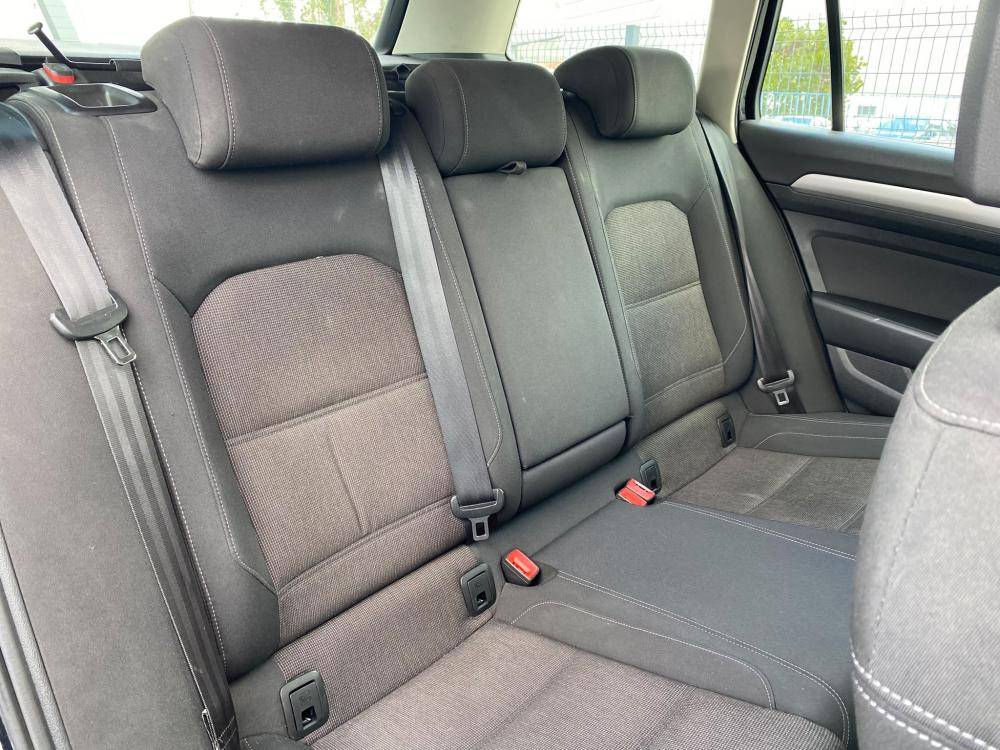 volkswagen-passat-variant-2016-diesel-1598cc