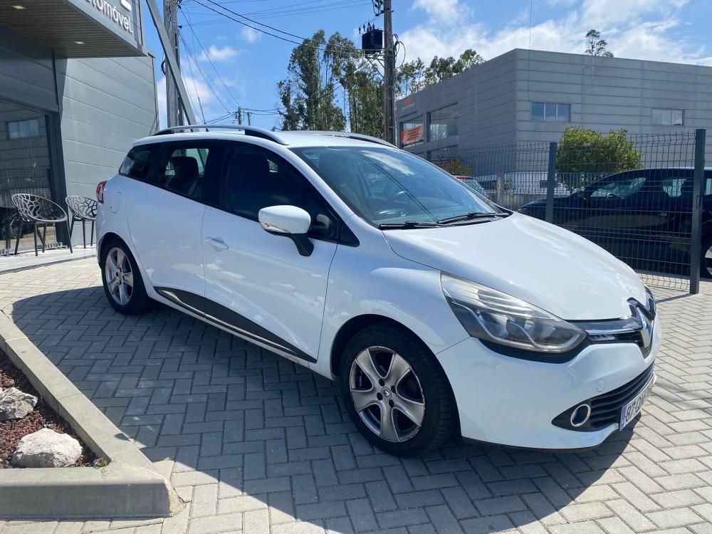 renault-clio-sport-tourer-2015-diesel-1461cc