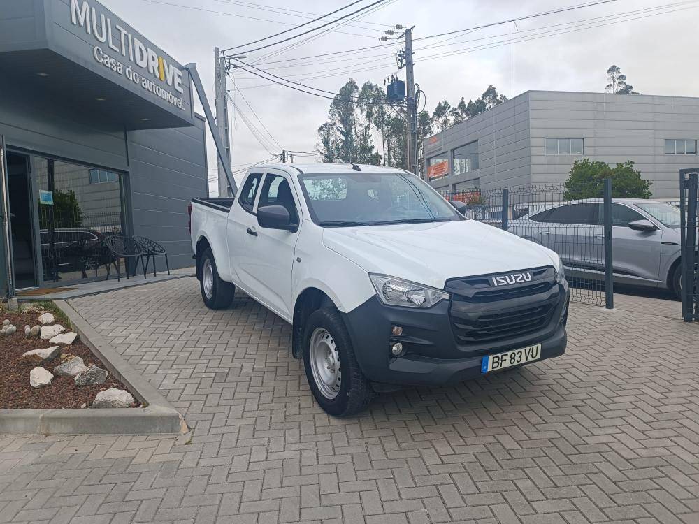 isuzu-d-max-2023-diesel-2000cc