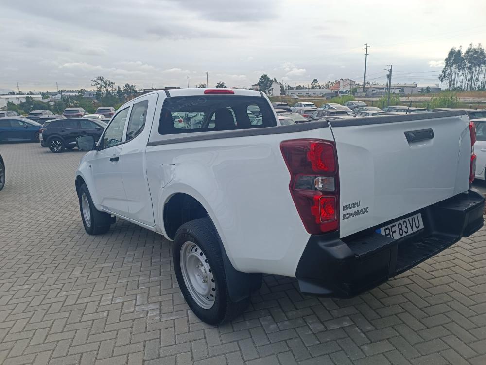 isuzu-d-max-2023-diesel-2000cc