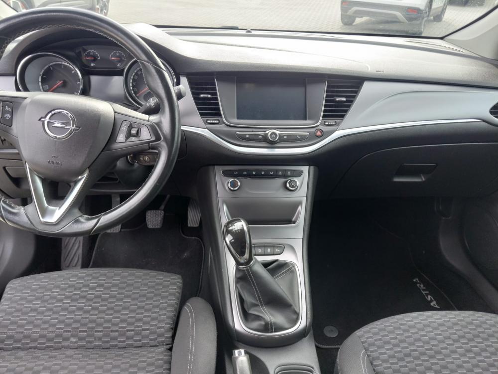 opel-astra-2015-diesel-1598cc