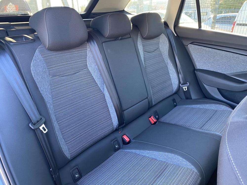 skoda-superb-2026-hibrido-a-gasolina-1498cc