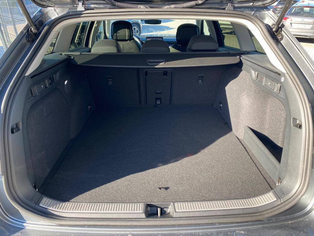 skoda-superb-2026-hibrido-a-gasolina-1498cc