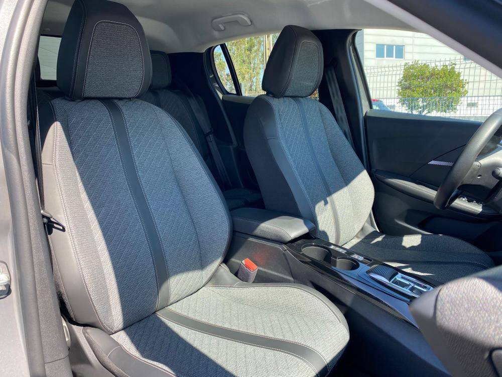 peugeot-e-208-2024-eletrico-0cc