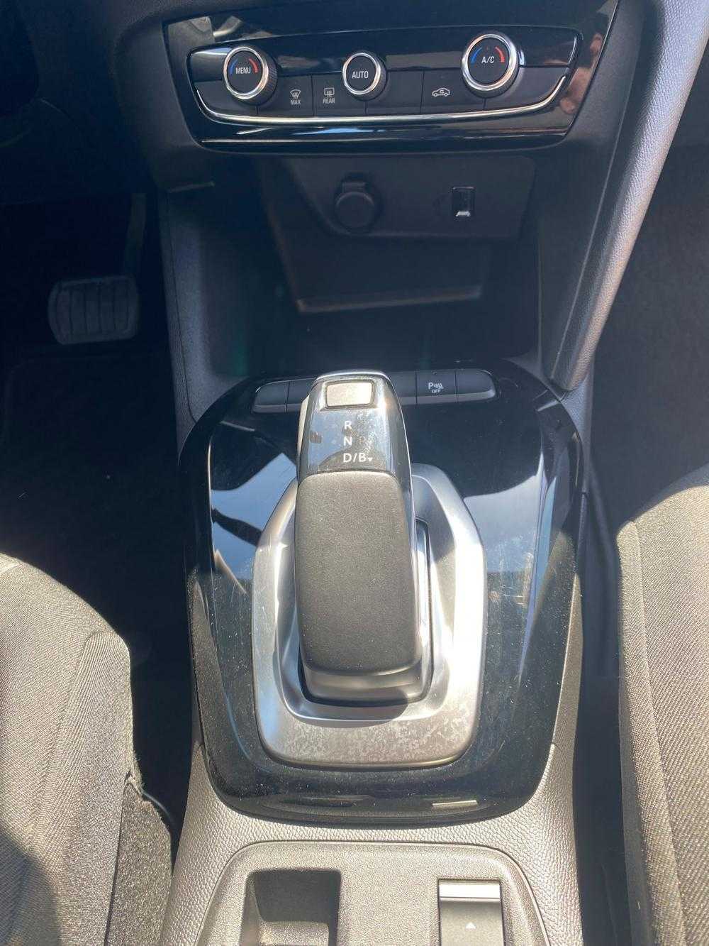 opel-corsa-2022-eletrico-0cc