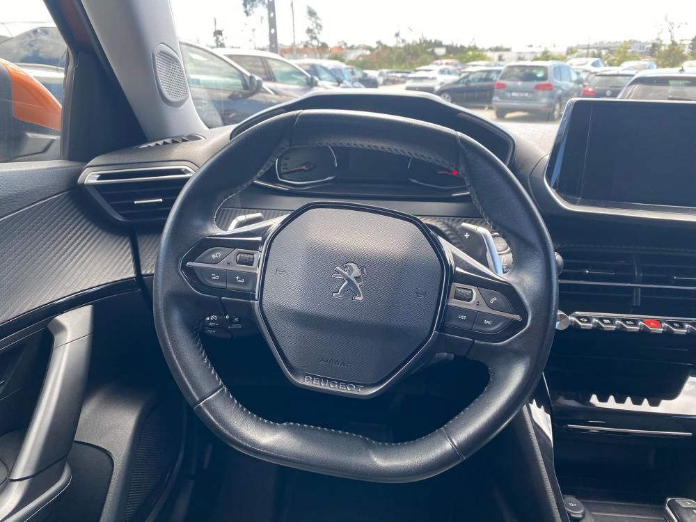 peugeot-2008-2021-gasolina-1199cc
