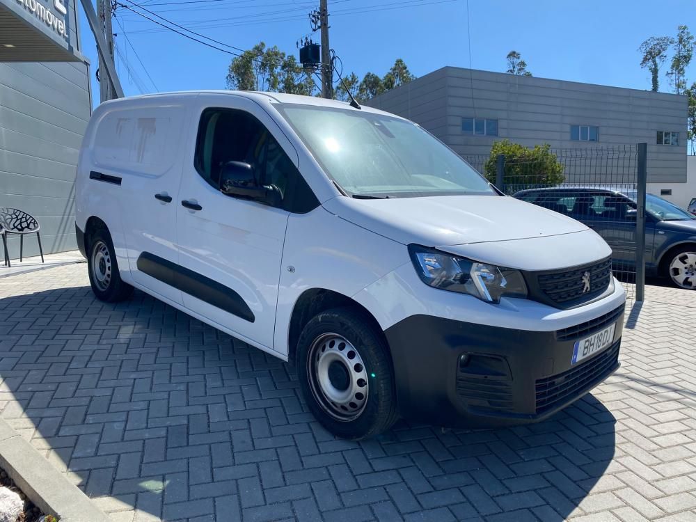 peugeot-partner-2024-diesel-1499cc