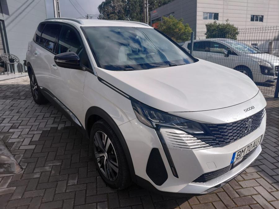 peugeot-5008-2024-gasolina-1199cc