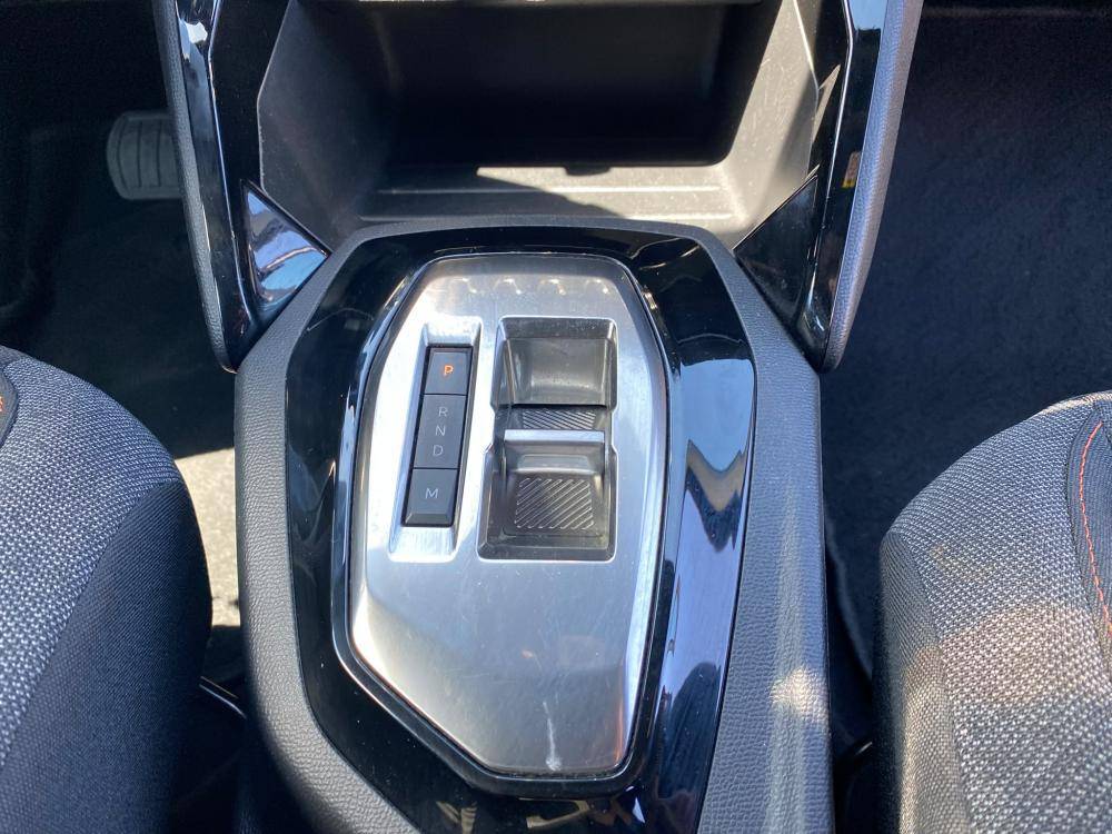 peugeot-2008-2023-diesel-1499cc
