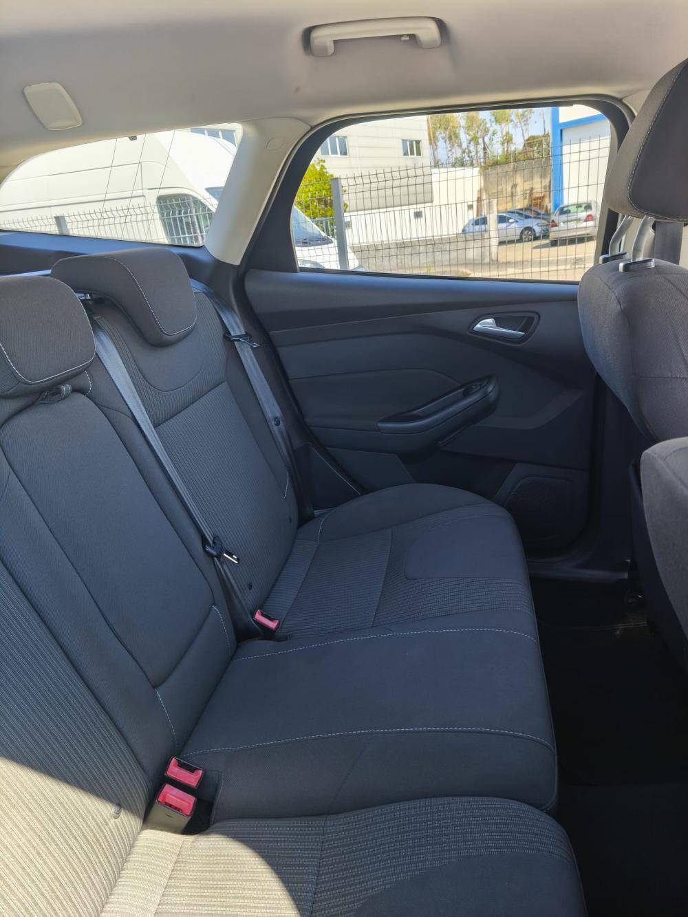 ford-focus-sw-2013-diesel-1560cc