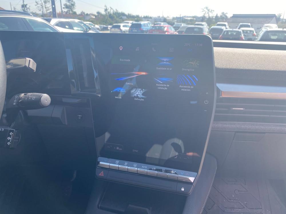 renault-megane-e-tech-2024-eletrico-0cc