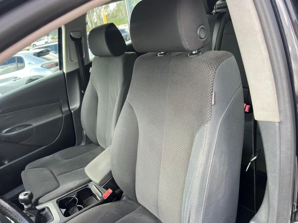 volkswagen-passat-variant-2006-diesel-1968cc