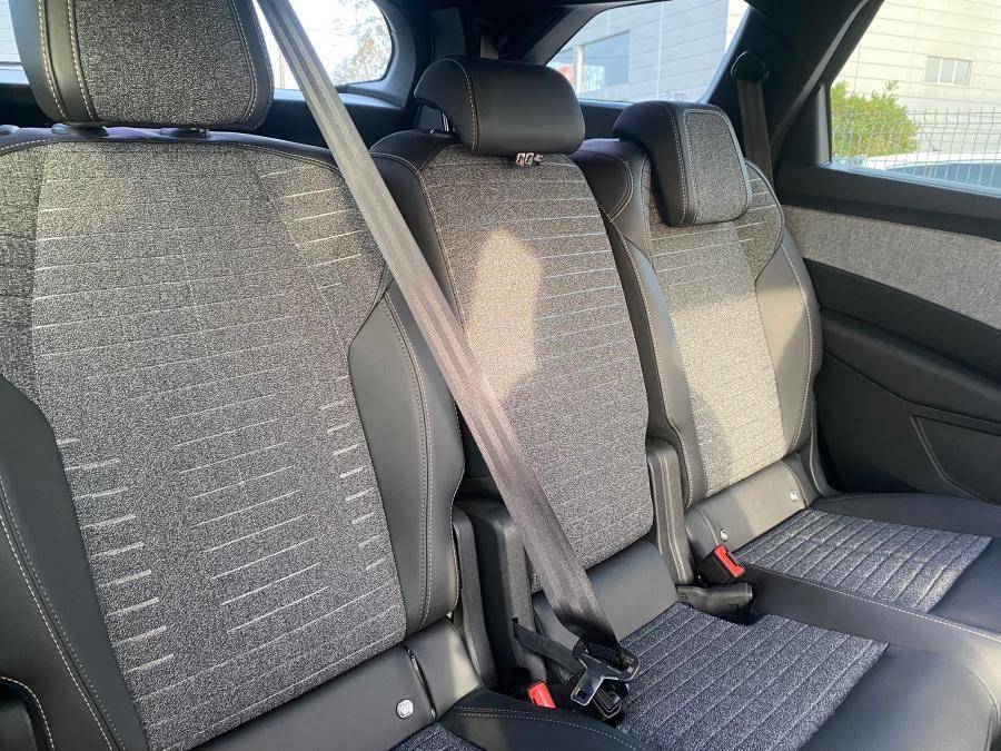 peugeot-5008-2025-gasolina-1199cc