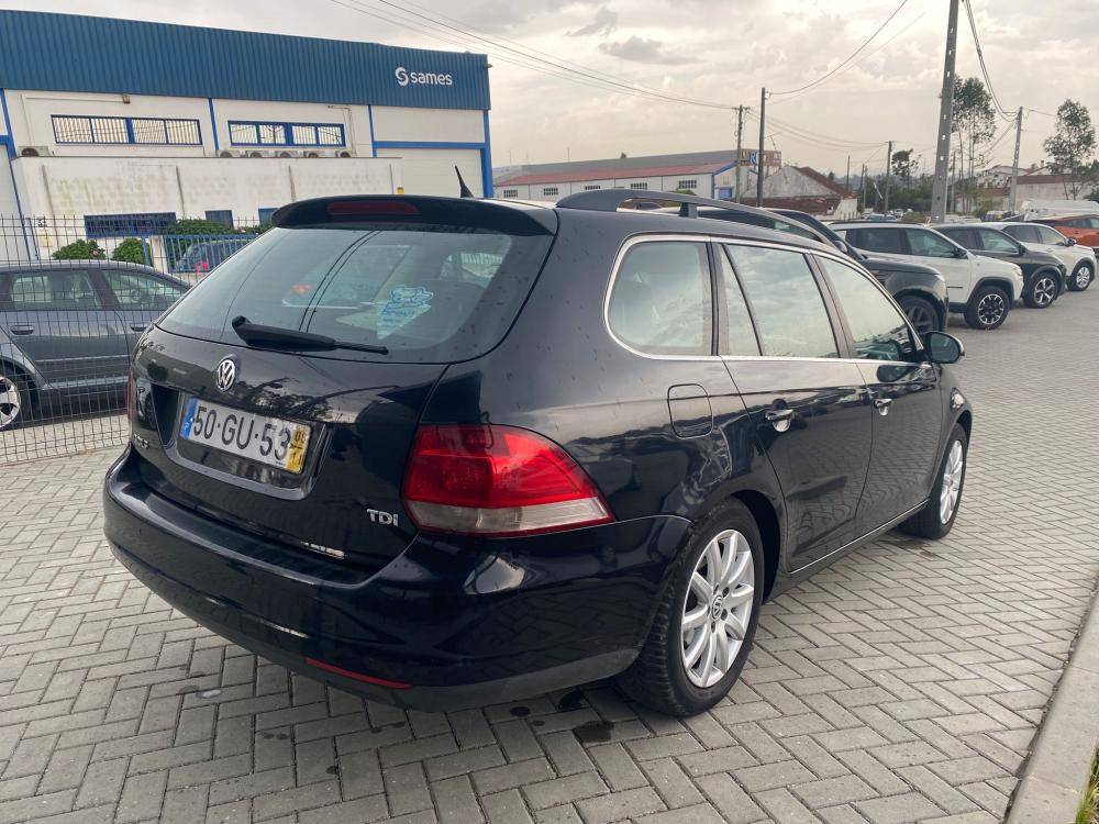 volkswagen-golf-variant-2008-diesel-1598cc