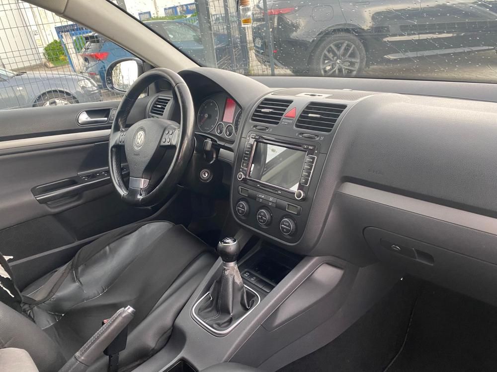volkswagen-golf-variant-2008-diesel-1598cc