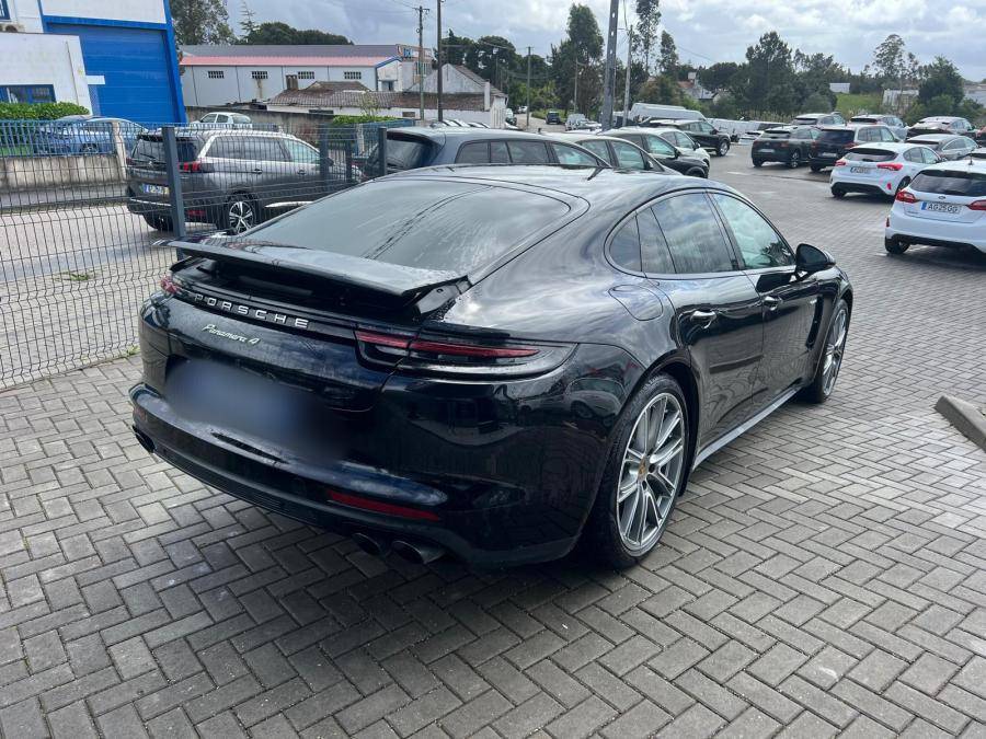 porsche-panamera-2019-hibrido-a-gasolina-2894cc