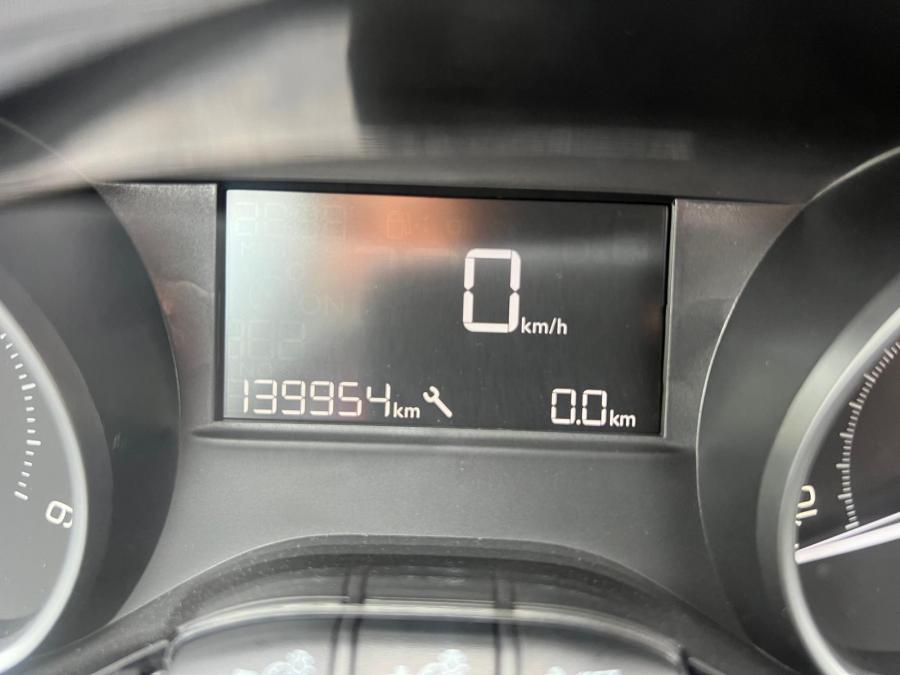 peugeot-208-2018-diesel-1560cc