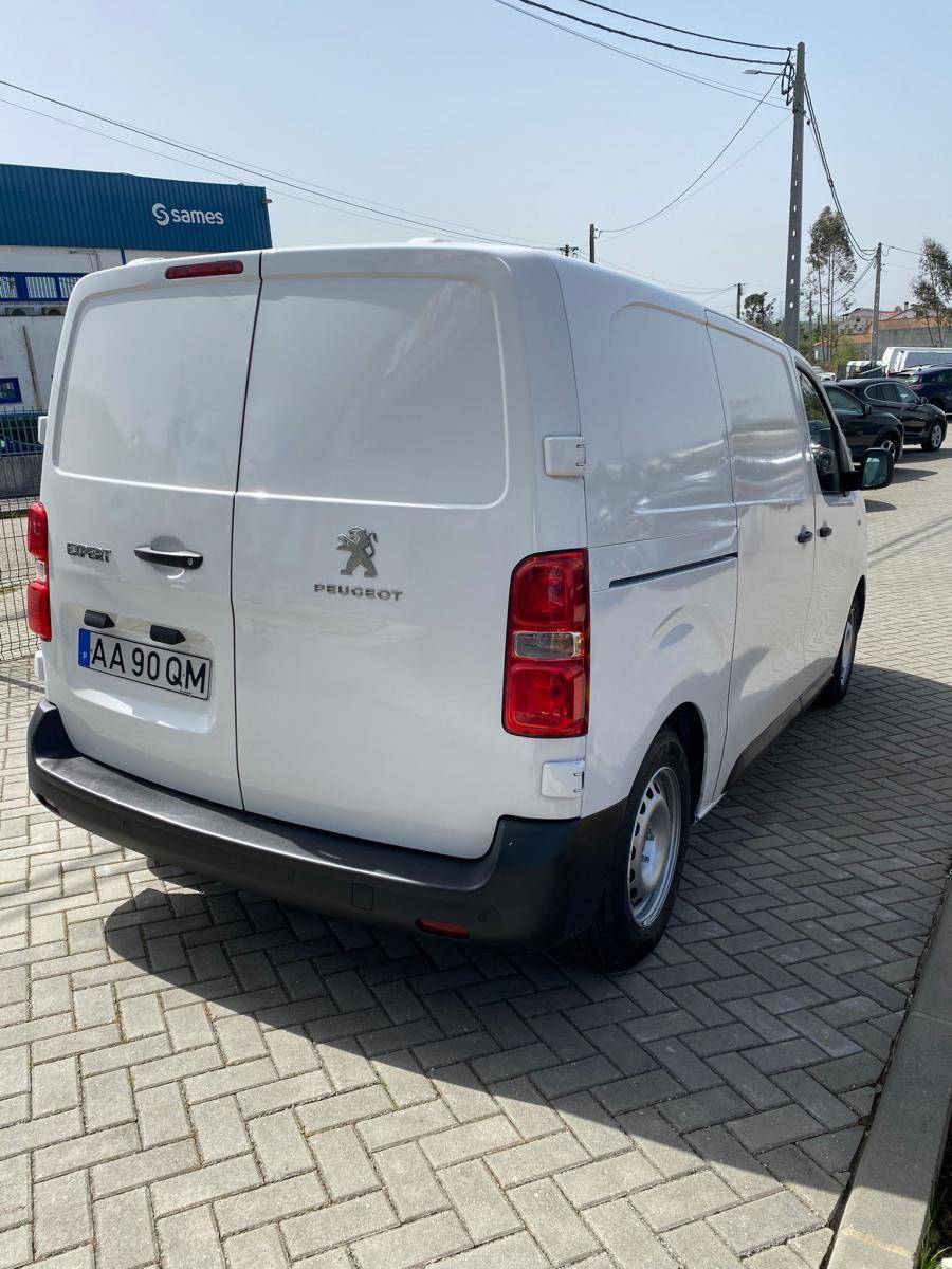 peugeot-expert-2020-diesel-1499cc