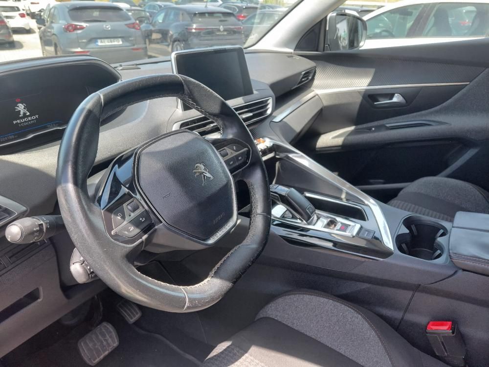 peugeot-3008-2018-diesel-1560cc