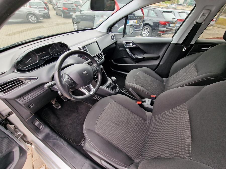 peugeot-208-2017-diesel-1560cc